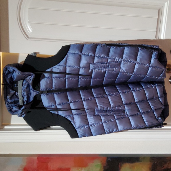 Bernardo Jackets & Coats Bernardo Box Quilt Long Hooded Vest Size